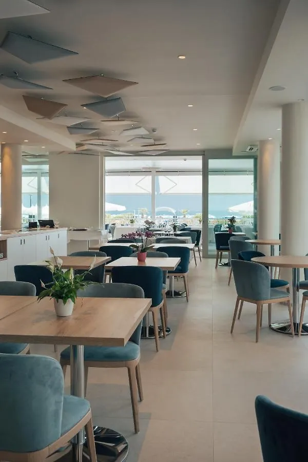 Hotel Galassia Suites & Spa ليدو دي يسولو 4*,  إيطاليا
